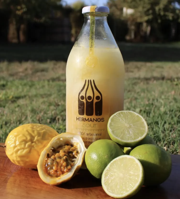 Pisco Sour Artesanal Hermanos Sour Maracuya 1 litro
